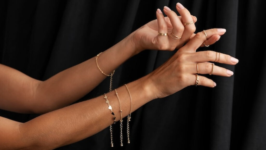 Des bijoux sur mesure à Cannes et Paris : l’expression d’une histoire personnelle